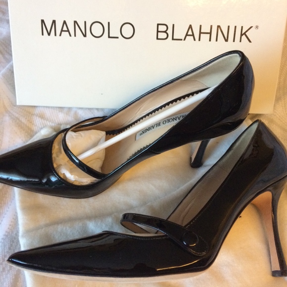 Manolo Blahnik Mary Jane Leather Shoes - Picture 2 of 6